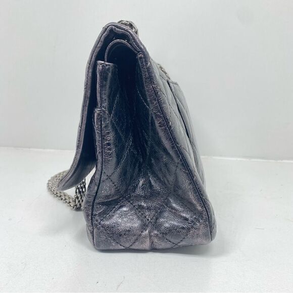 Chanel reissue 2.55 Flag Bag Quilted Glazed Calf Skin Silver Jumbo - Picture 2 of 12
